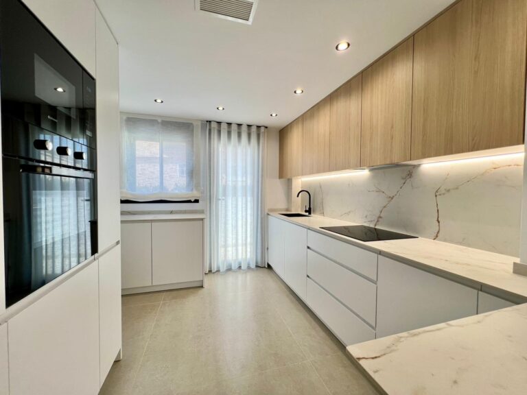 5c86d89e-f583-4f4d-b989-d10f9becad27