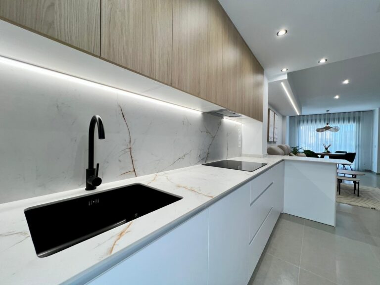 85e13e78-b593-4018-99db-a97f7c4d7a99