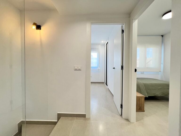 9d6d4a8a-38e5-4136-8625-5c9386cacc75